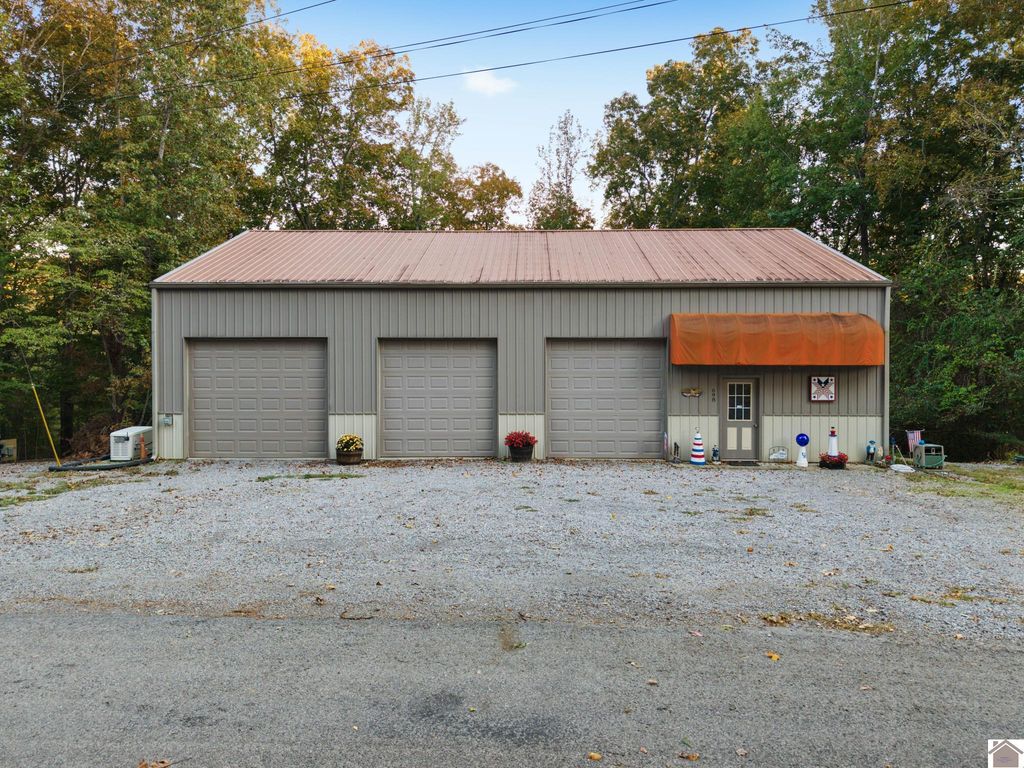 698 Walnut Drive 6Y 7Y, Cadiz, KY 42211