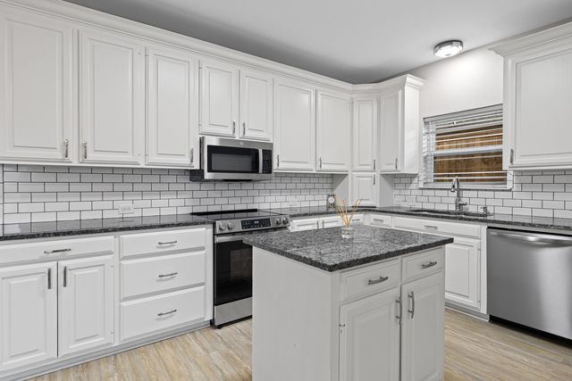 3822 Fern Ridge, Longview, TX 75605