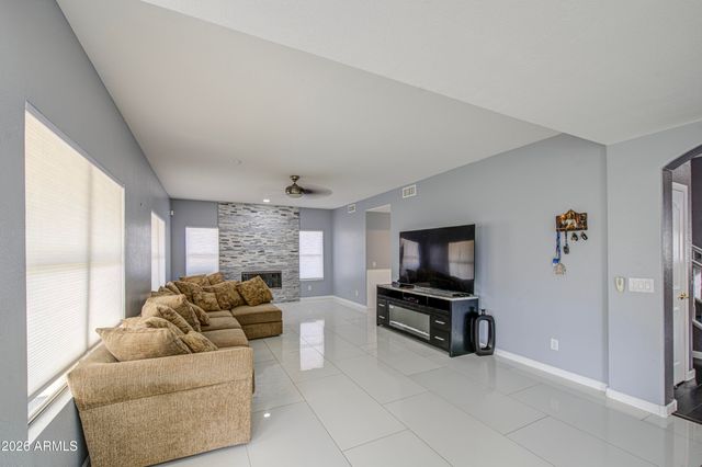 12403 W Monte Vista Road, Avondale, AZ 85392