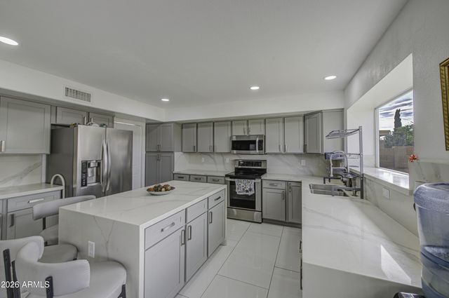 12403 W Monte Vista Road, Avondale, AZ 85392