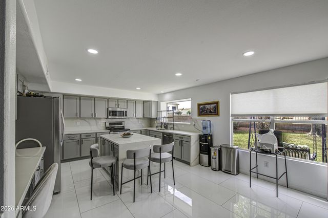 12403 W Monte Vista Road, Avondale, AZ 85392