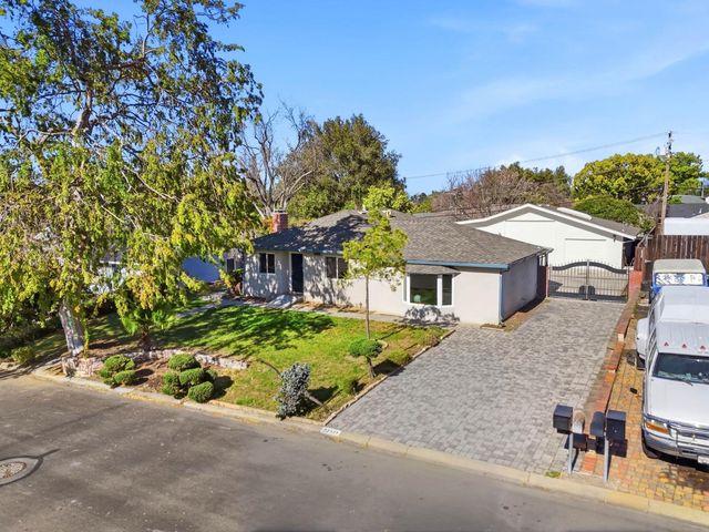 22141 Wallace Drive, Cupertino, CA 95014
