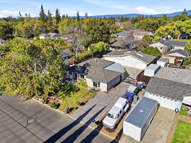22141 Wallace Drive, Cupertino, CA 95014