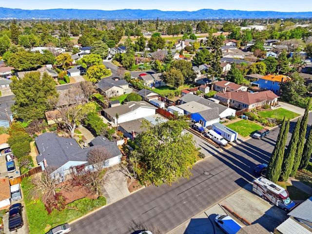 22141 Wallace Drive, Cupertino, CA 95014