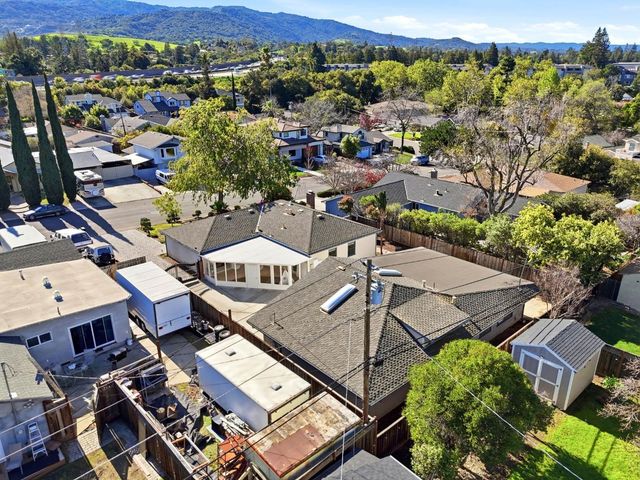 22141 Wallace Drive, Cupertino, CA 95014