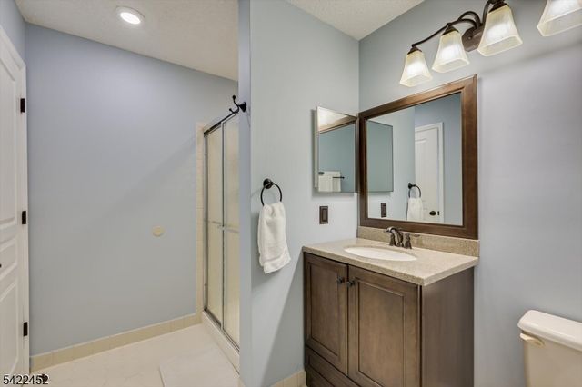 54 Lindsey Ct 54, Franklin Twp., NJ 08823