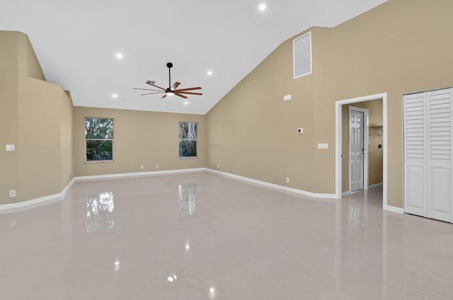 22201 Collington Drive, Boca Raton, FL 33428