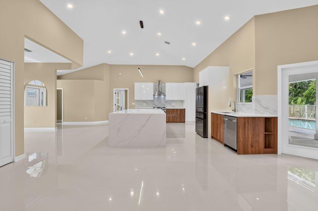 22201 Collington Drive, Boca Raton, FL 33428