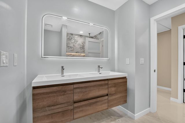 22201 Collington Drive, Boca Raton, FL 33428