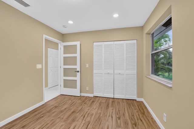 22201 Collington Drive, Boca Raton, FL 33428