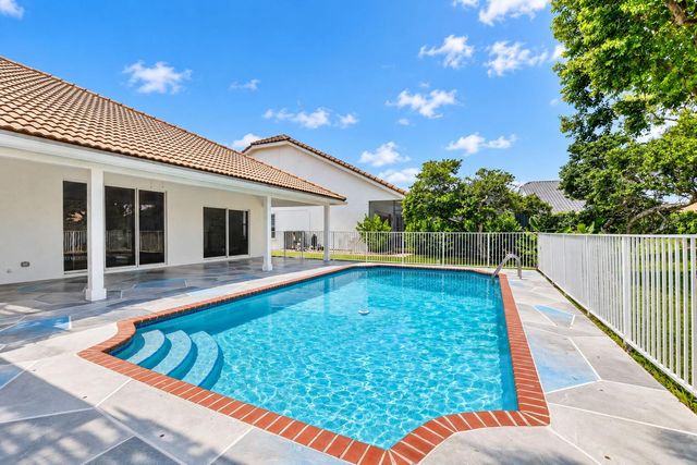 22201 Collington Drive, Boca Raton, FL 33428