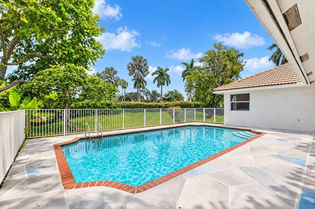22201 Collington Drive, Boca Raton, FL 33428