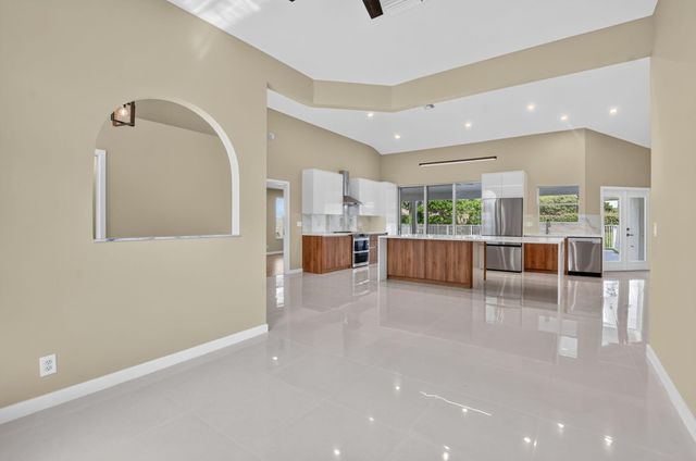 22201 Collington Drive, Boca Raton, FL 33428