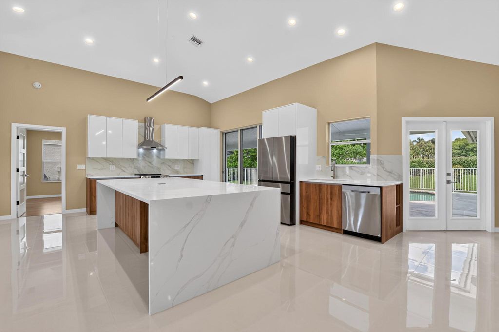 22201 Collington Drive, Boca Raton, FL 33428