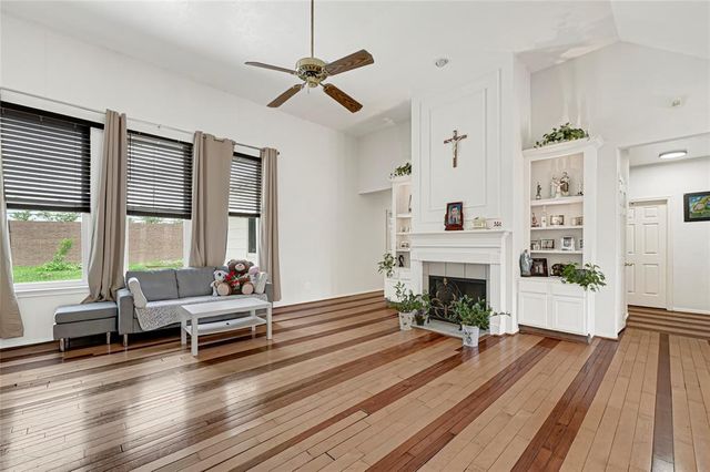 6506 Vista Camino Drive, Houston, TX 77083