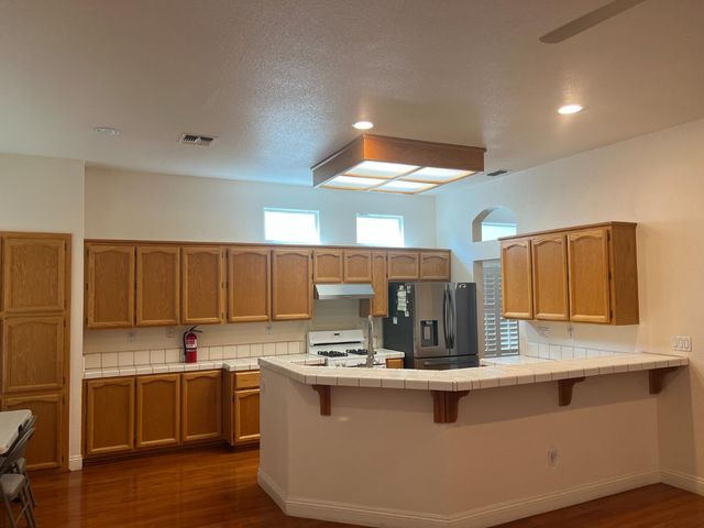 8613 Aviary Woods Way, Elk Grove, CA 95624