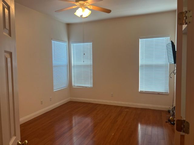 8613 Aviary Woods Way, Elk Grove, CA 95624