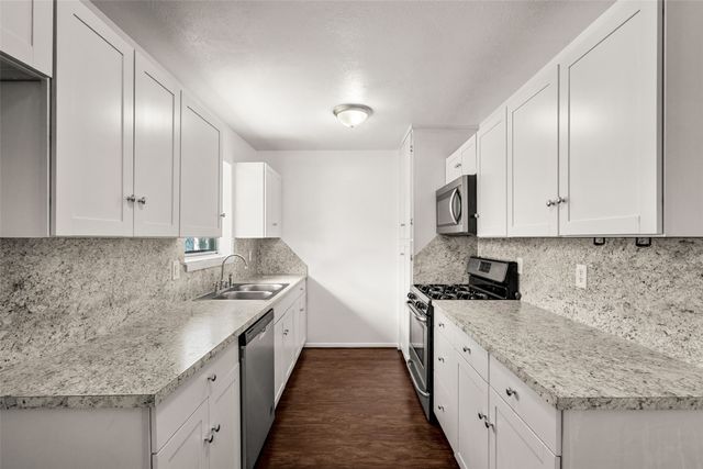 3606 S Dakota Drive, Sherman, TX 75090