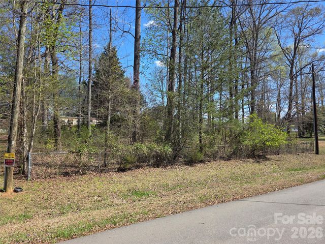 124 Summerglen Drive, Gastonia, NC 28052