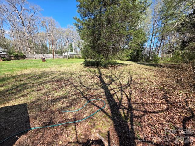 124 Summerglen Drive, Gastonia, NC 28052