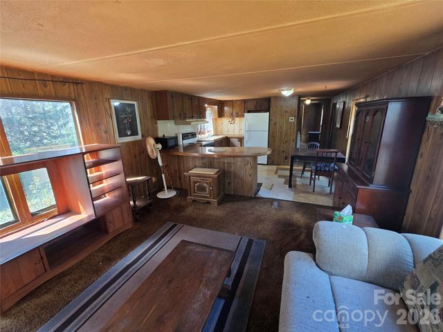 124 Summerglen Drive, Gastonia, NC 28052