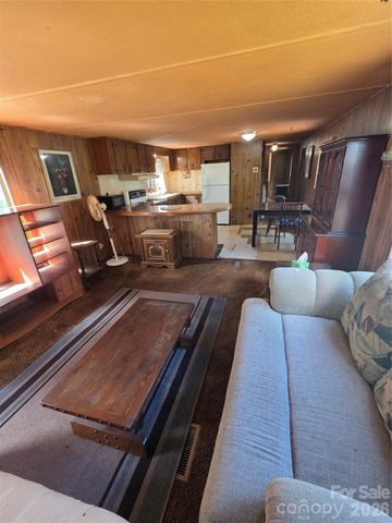 124 Summerglen Drive, Gastonia, NC 28052