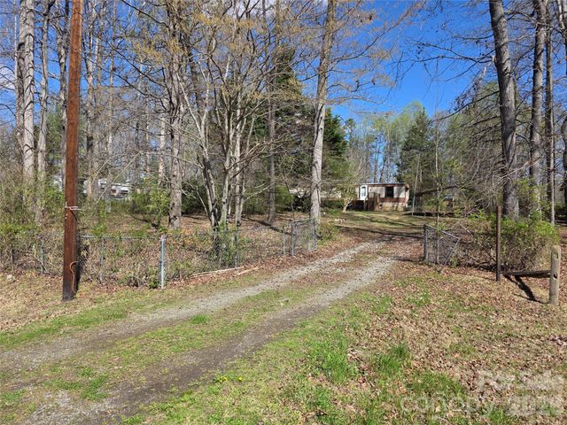 124 Summerglen Drive, Gastonia, NC 28052