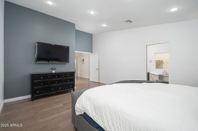 4738 N 24TH Place, Phoenix, AZ 85016