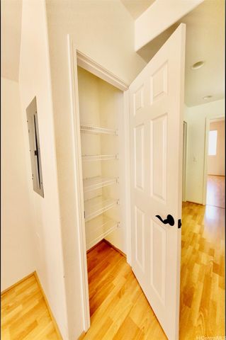 1175 Mokuhano Street G102, Honolulu, HI 96825