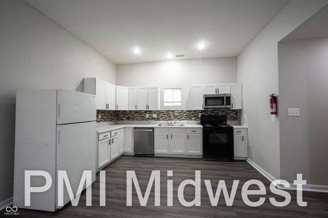 925 N Sheffield Avenue, Indianapolis, IN 46222