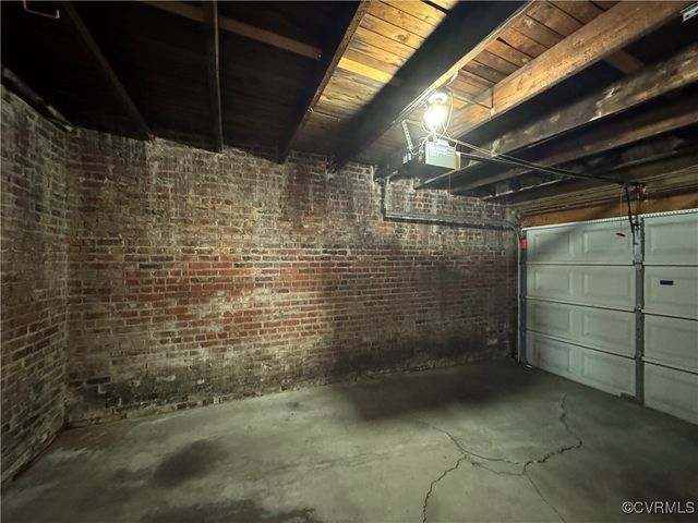 2011 Grove Ave, Richmond, VA 23220