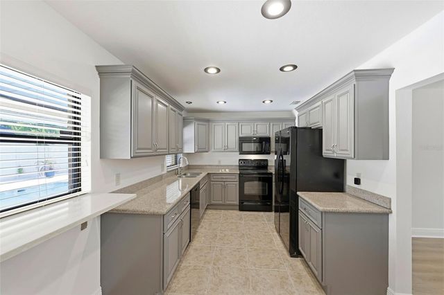 3707 PELICAN LANE, Orlando, FL 32803