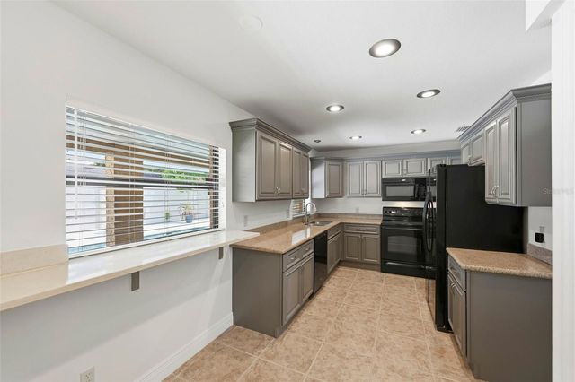 3707 PELICAN LANE, Orlando, FL 32803