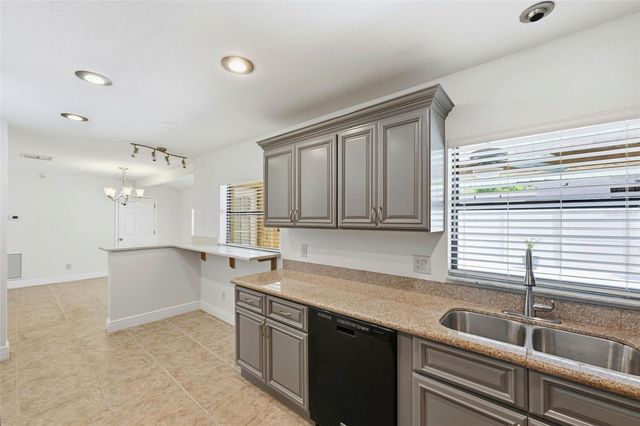 3707 PELICAN LANE, Orlando, FL 32803