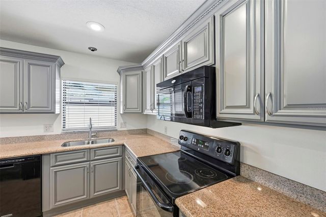 3707 PELICAN LANE, Orlando, FL 32803
