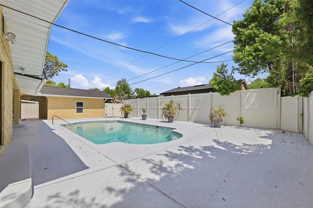 3707 PELICAN LANE, Orlando, FL 32803