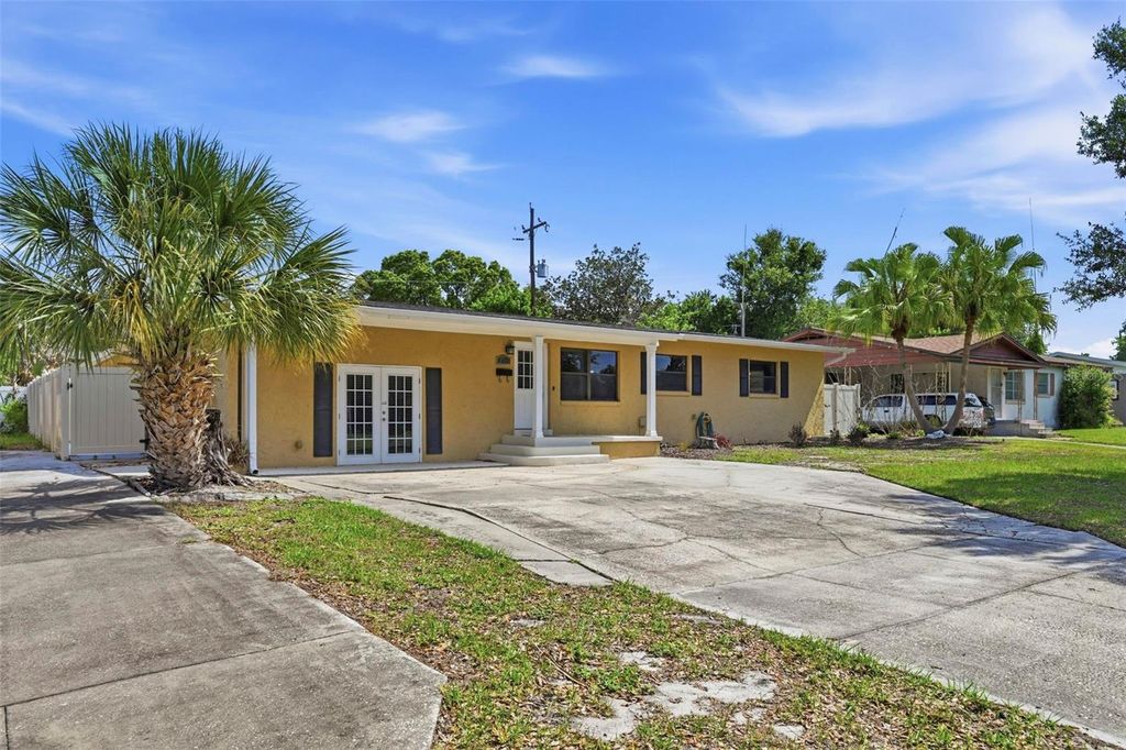 3707 PELICAN LANE, Orlando, FL 32803