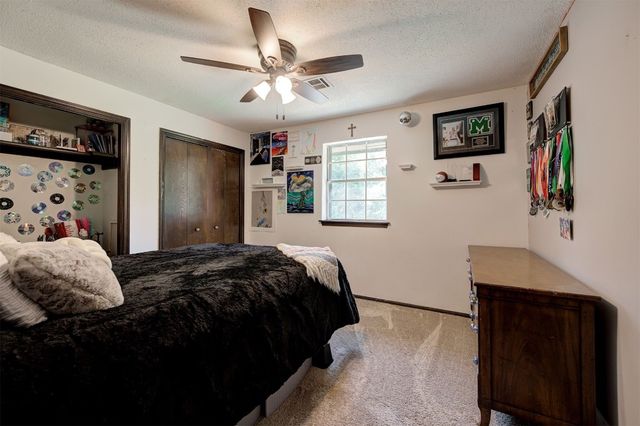 5701 NW Briarwood Road, Edmond, OK 73025