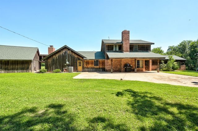 5701 NW Briarwood Road, Edmond, OK 73025