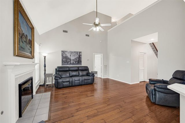 2205 W Van Trease Drive, Deer Park, TX 77536
