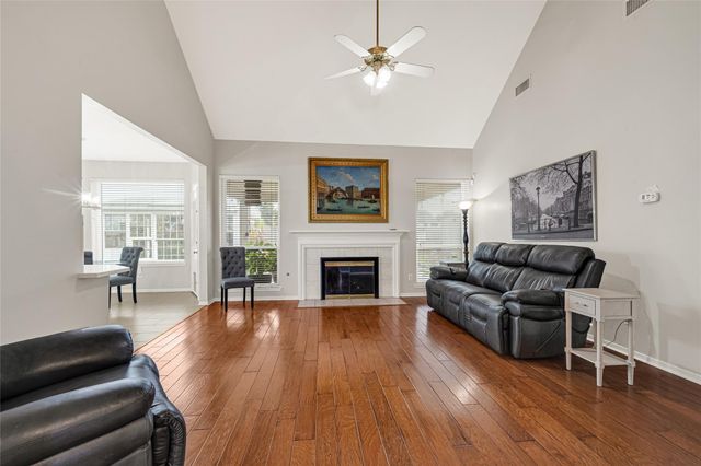 2205 W Van Trease Drive, Deer Park, TX 77536