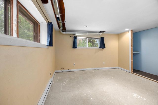 N69W20947 Pleasant STREET, Menomonee Falls, WI 53051
