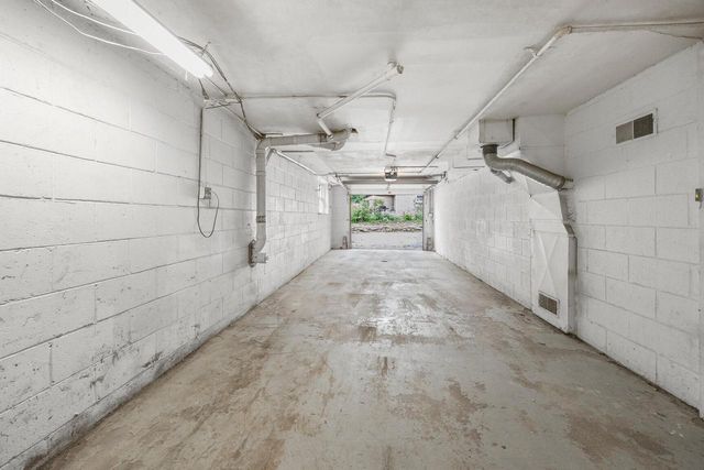 N69W20947 Pleasant STREET, Menomonee Falls, WI 53051