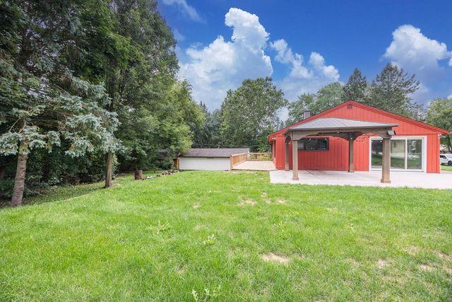 N69W20947 Pleasant STREET, Menomonee Falls, WI 53051