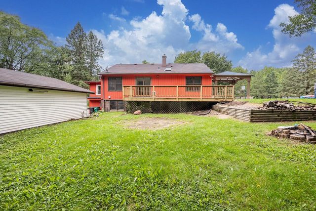 N69W20947 Pleasant STREET, Menomonee Falls, WI 53051