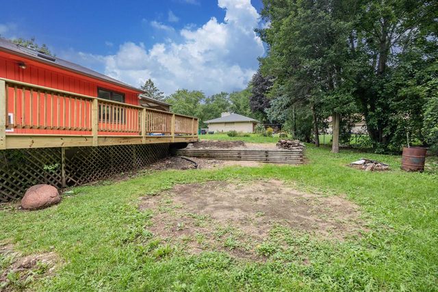 N69W20947 Pleasant STREET, Menomonee Falls, WI 53051