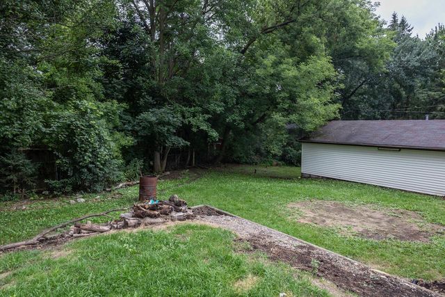 N69W20947 Pleasant STREET, Menomonee Falls, WI 53051