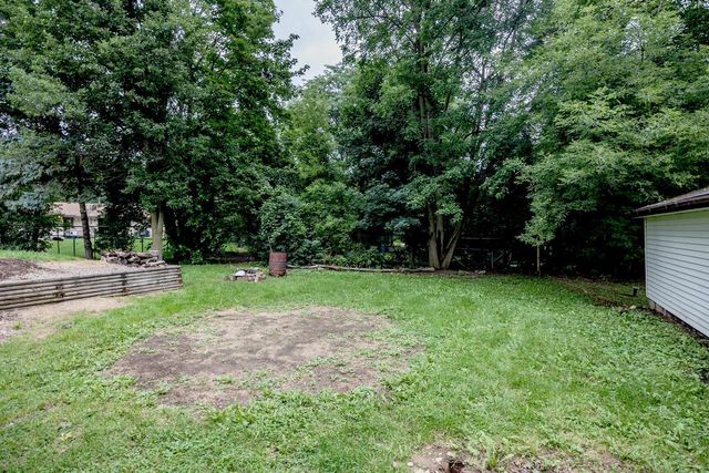 N69W20947 Pleasant STREET, Menomonee Falls, WI 53051
