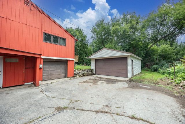 N69W20947 Pleasant STREET, Menomonee Falls, WI 53051