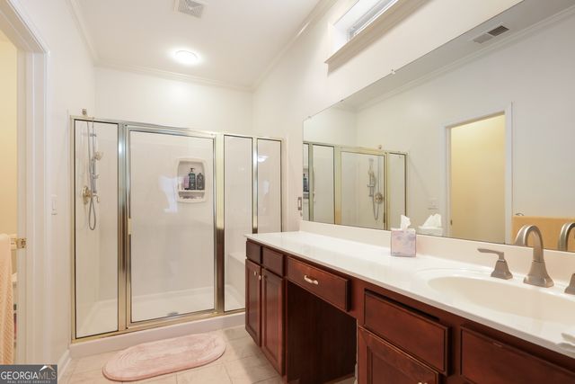 323 Lewisburg Drive, Mcdonough, GA 30253